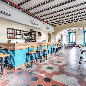Hostel Borgo Ripa Urban Travel, Rzym